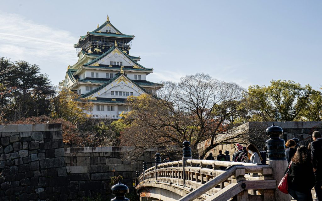 寺院红叶