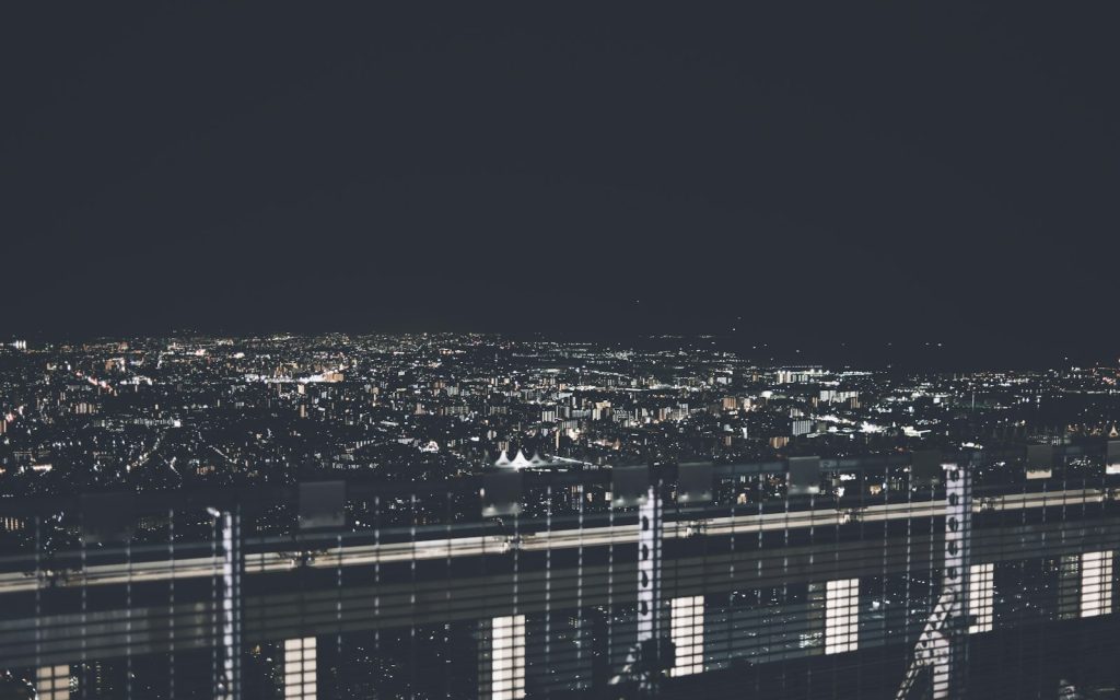 城市高楼夜景